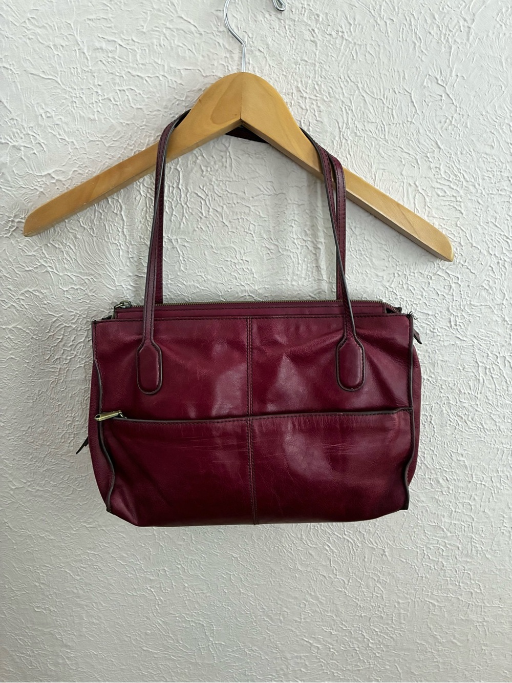 Hobo Friar Raspberry Burgundy Leather Tote Bag Multi Pocket Zip Top